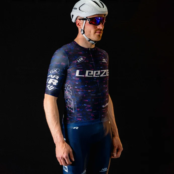 LEEZE Trikot (2026)