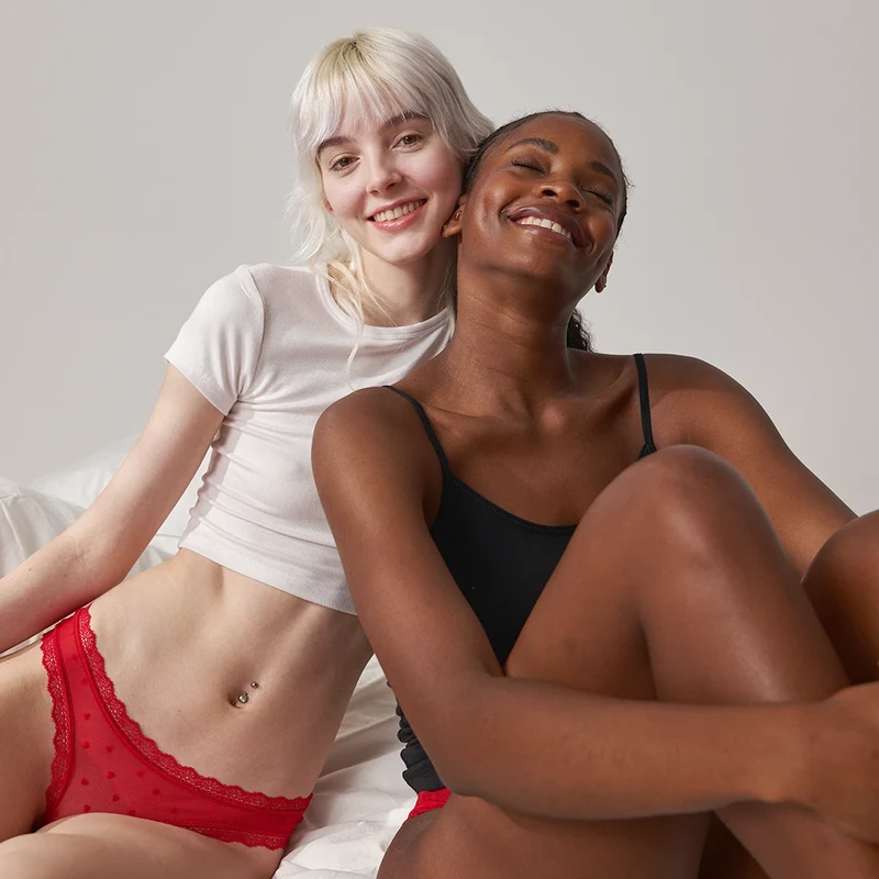 Tangas mit Spitze love | Kirschrot