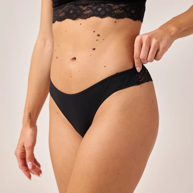 Tangas mit Spitze back ass | Schwarz