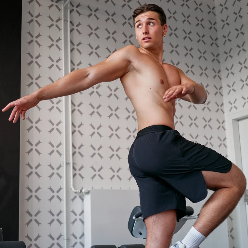 Kurze Sporthose mit Logo Herren | Schwarz