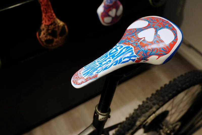 66sick Espacio Libre RDO Sattel Yellow | 144mm Breite