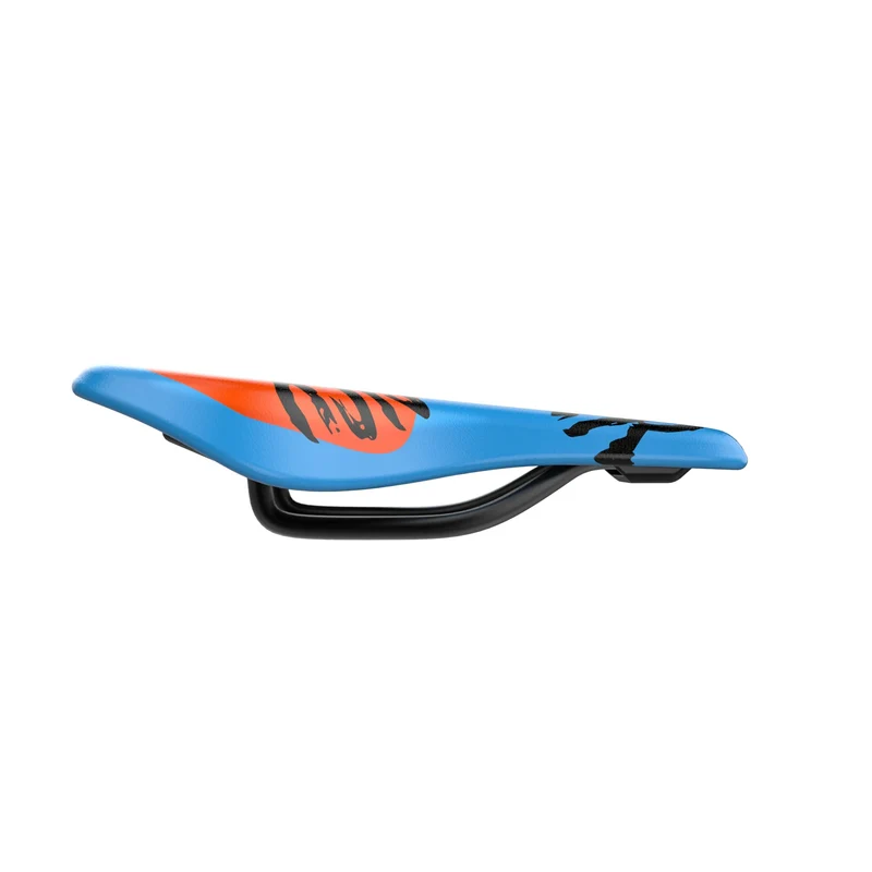66sick El Niño Sattel Blue | 135mm Breite