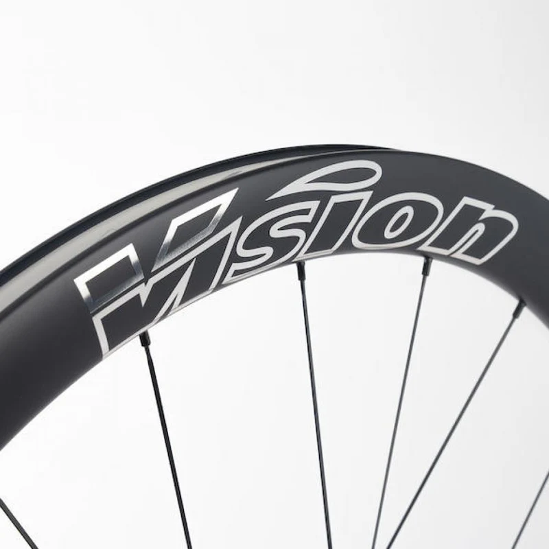 Vision Laufradsatz Metron 45 SL Disc 622x21x45 mm Schwarz/silber - aerodynamischer Carbon-Performance-Laufradsatz