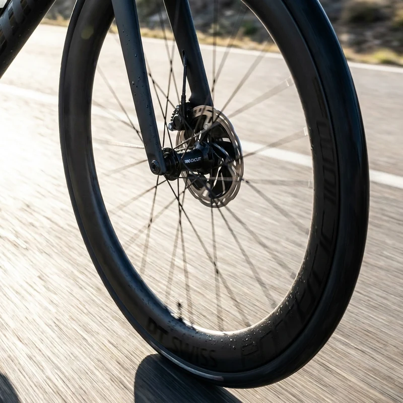 DT Swiss ARC 1100 Dicut Disc Carbon Laufrad 622x22mm - Aerodynamisches Rennrad Laufrad mit Disc-Brake - Laufräder Road Disc