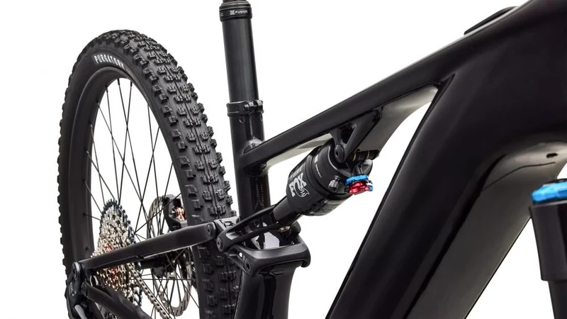 LEVO R EXPERT NB CARB/BNTGLDMET S2 - 29 - E-Mountain Bike