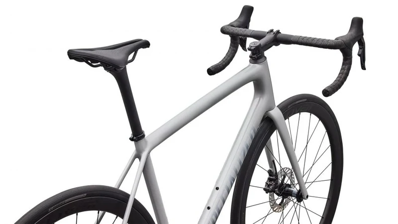 AETHOS Fahrradzubehör EXPERT DI2 DLMMET/SHDWSIL/BLUPRL 61 - Unbekannt