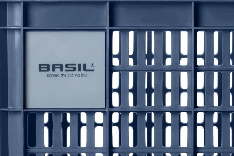 Basil Transportkorb Crate M Bluestone 29 Liter - robuster Fahrradkorb aus Kunststoff - stapelbar wetterfest mit MIK-Adapterplatte kompatibel - Adapterplatte