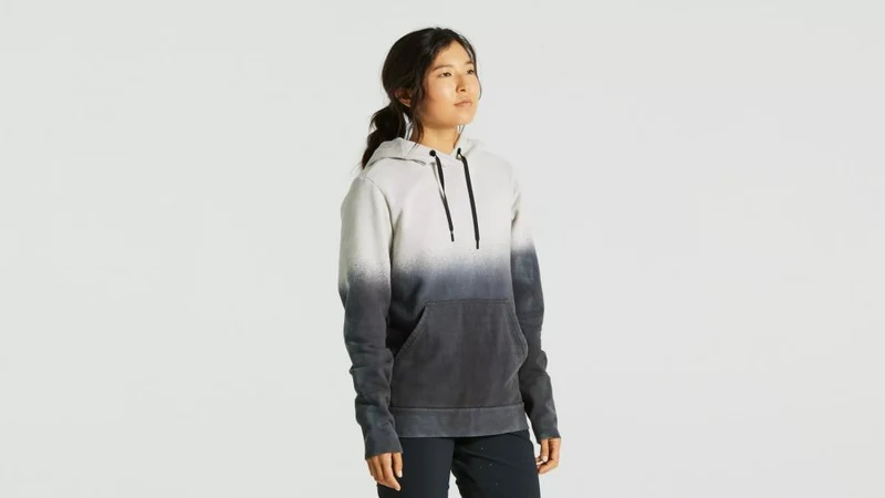 LEGACY SPRAY PULL-OVER HOODIE WMN DOVGRY XS