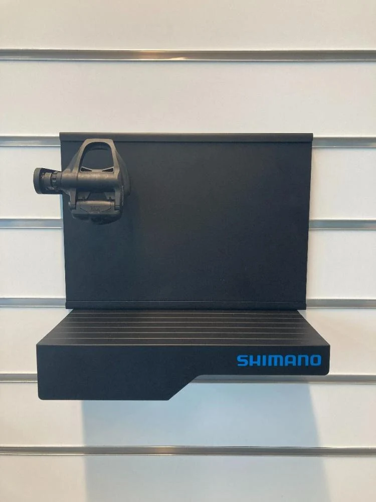 SHIMANO Pedal-/Schuhpräsenter für Slatwall Display - zur Präsentation von Fahrradschuhen und Pedalen