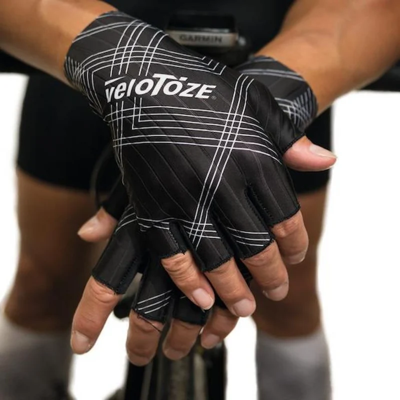 VeloToze Handschuhe Aero schwarz S Schwarz - aerodynamische Radhandschuhe für Speed