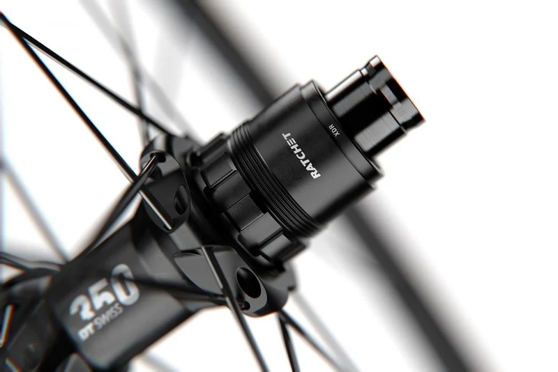 DT Swiss Laufrad GR 1600 SPLINE 27,5" 584 x 25 mm schwarz - vielseitiges Gravel-Hinterrad