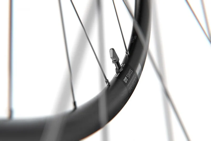 DT Swiss Laufrad GR 1600 SPLINE 27,5" 584 x 25 mm schwarz - robustes Gravel-Vorderrad