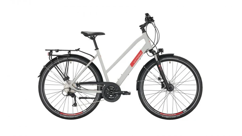 VICTORIA Trekkingrad "Trekking 4.7" Mod. 22, Trapez, 28", supersonic silver matt / black, 2x9-Gang SHIMANO "Acera", 46cmnnMit der komplett neuen 2x9 SHIMANO Schaltgruppe wird der Trekking-Bestseller nochmals deutlich aufgewertet und modernisiert. Gebliebe