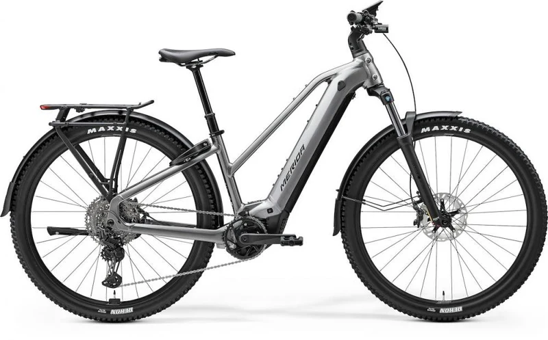 Merida eFLOAT CC 600 Lady EQ L Grau - komfortables Tiefeinsteiger-E-Bike für Alltag & Tour