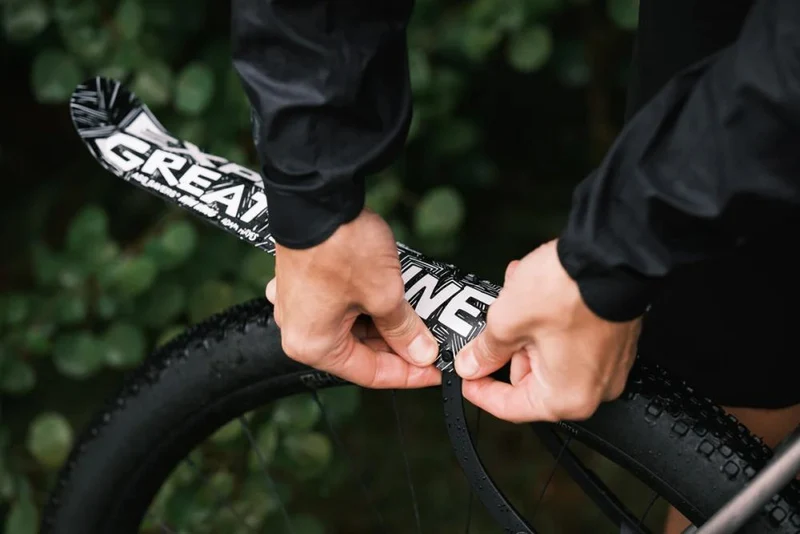 Ass Savers Win Wing 2 Gravel "Great Offline" Spritzschutz, ultraleicht, werkzeuglose Montage, für Reifen bis 60 mm, effektiver Schutz vor Schmutz