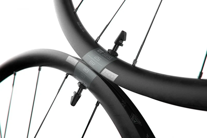 DT Swiss Laufrad ER 1400 DICUT 29" 622 x 25 mm schwarz - leichtes Disc-Performance-Vorderrad