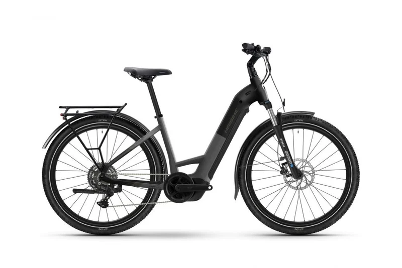 Haibike TREKKING 3 LOW i525Wh 9S CUES - Komfort E-Trekking Bike mit tiefem Einstieg - E-City Bike