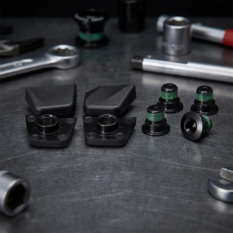 SRAM CRANK CHAINRING BOLT KIT 4-ARM RE D D1 ALUMINUM BLACK Force 1-fach - Sichere Kettenblattbefestigung