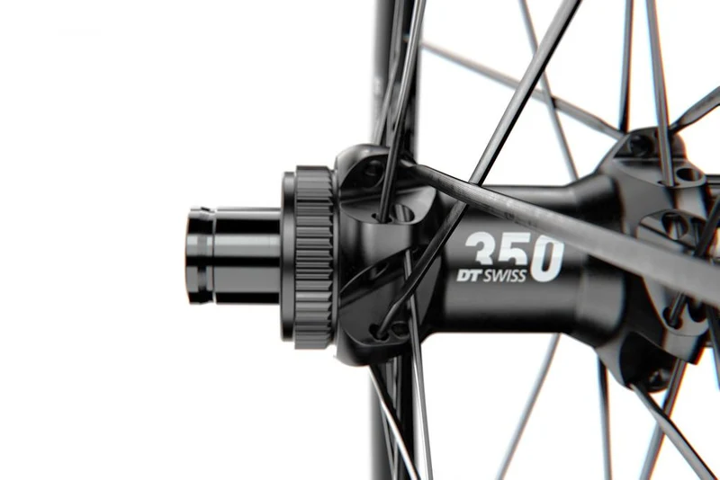 DT Swiss Laufrad PR 1600 SPLINE 29" 622 x 23 mm schwarz - leichtes Disc-Upgrade für Bergpässe